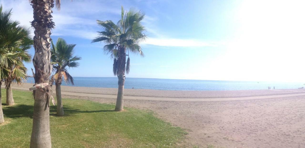 Beachfront Oasis In Costa Del Sol. Caleta De Velez Luaran gambar