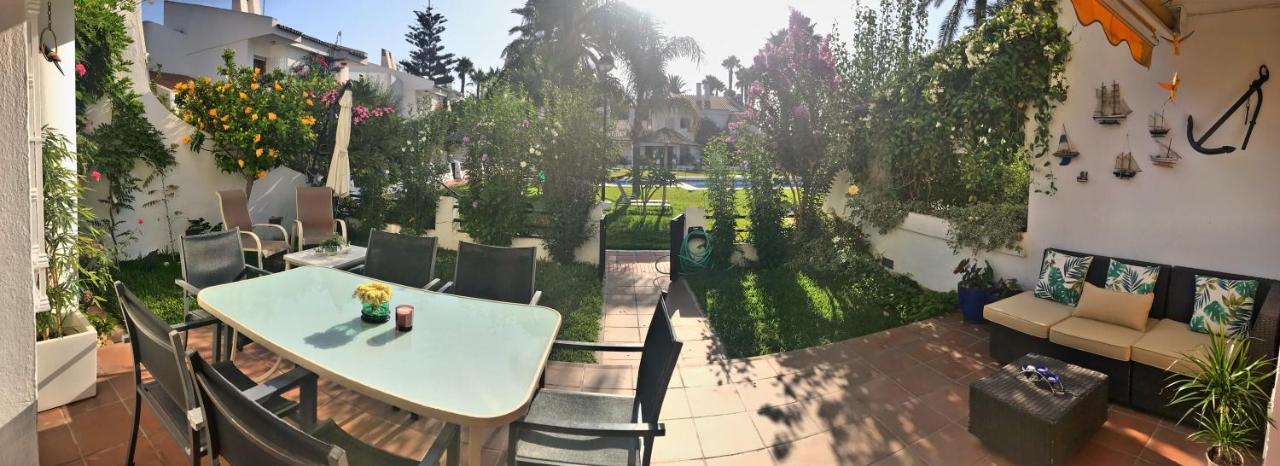 Beachfront Oasis In Costa Del Sol. Caleta De Velez Luaran gambar